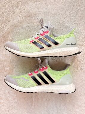 adidas UltraBoost 5.0 DNA 'Dash Grey Signal Green' G58755 Mens size 10.5.